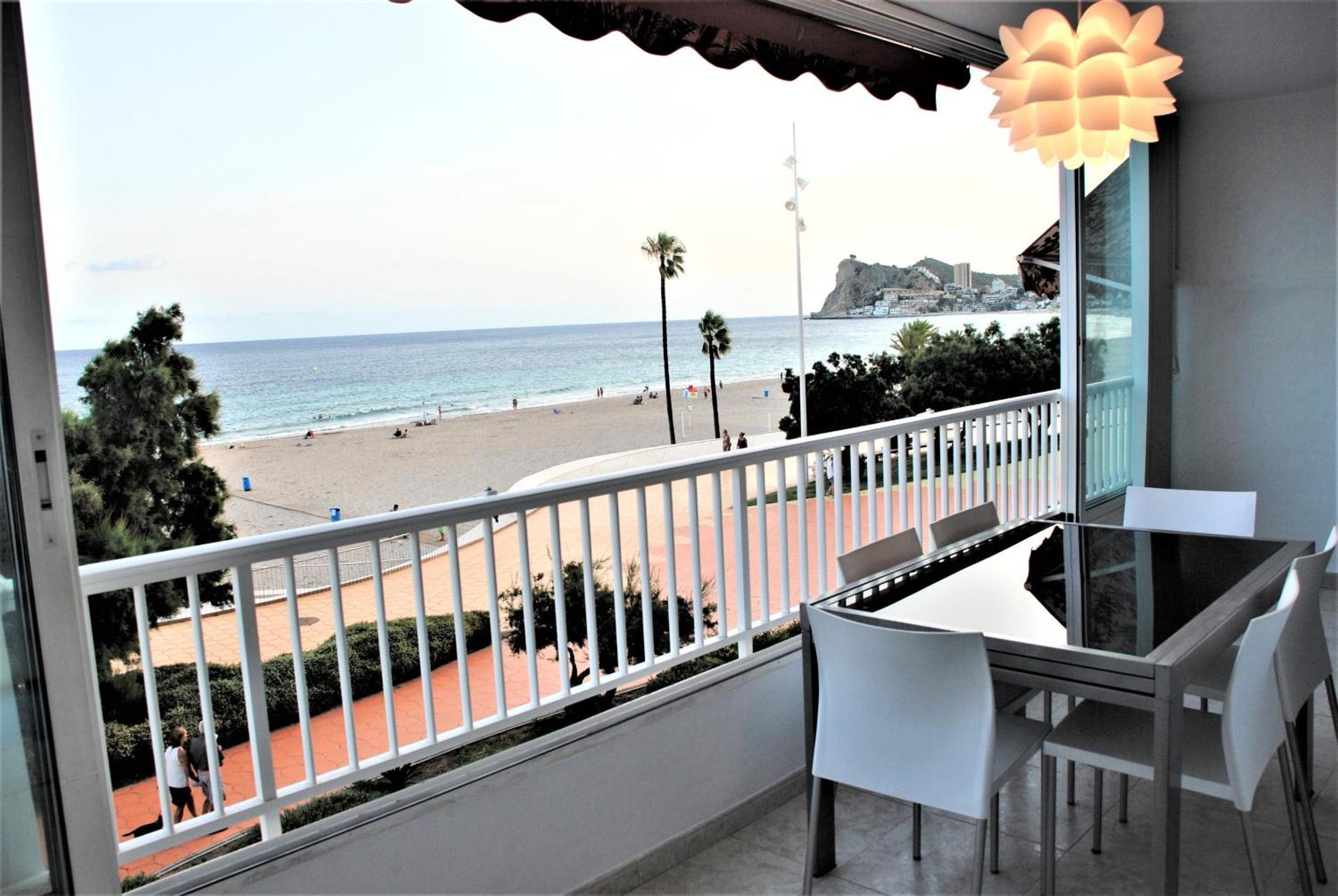 Luxury Primerisima Linea Playa Poniente Benidorm Con 6,5 Mts De Vistas Frontales Al Mar Exterior photo